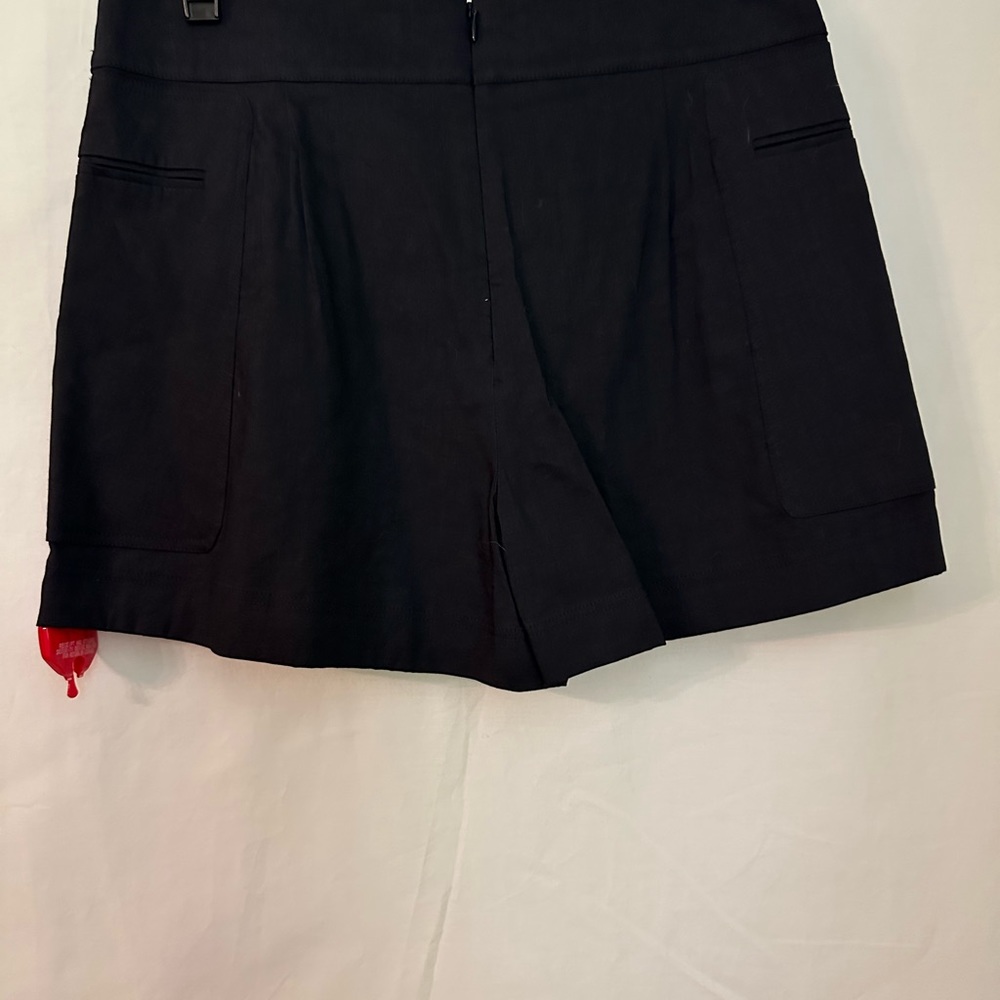 Theory Dress Shorts NWT size 0 color black